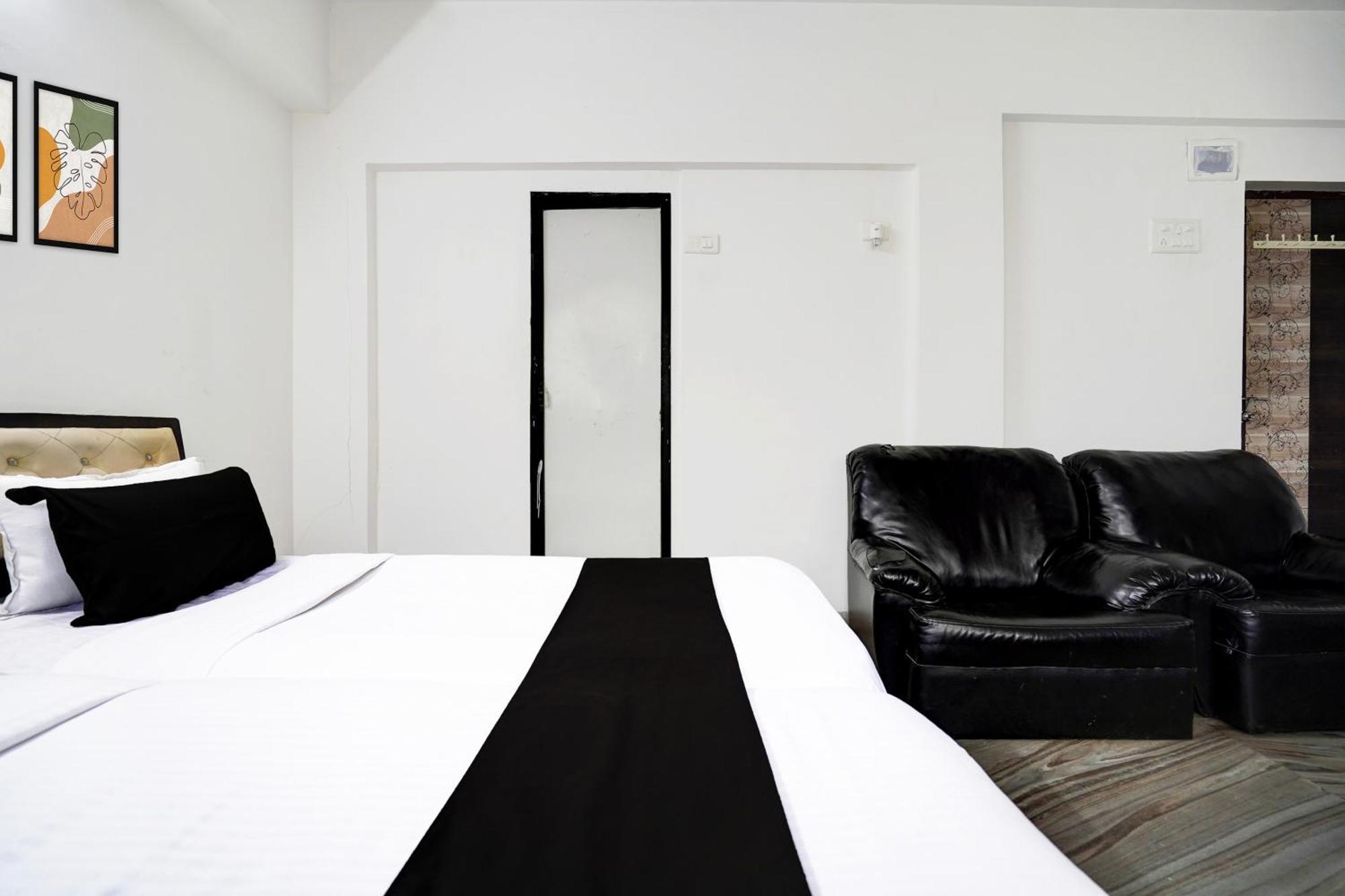 Super Hotel O Deluxe United Corporate Home Наві-Мумбаї Екстер'єр фото